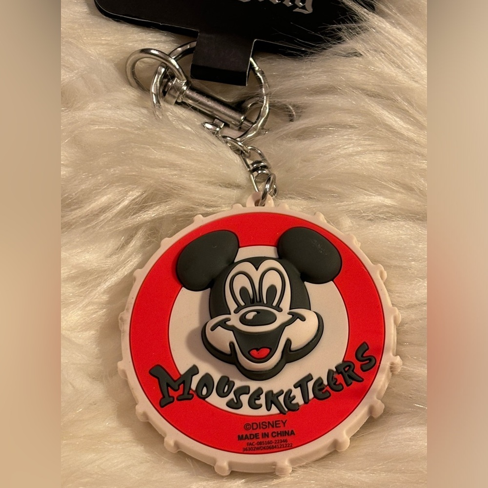 Loungefly Disney 100th Anniversary Mickey Mouseketeers Drum 3D Keychain - Picture 3 of 5